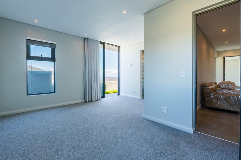 5 Bedroom Property for Sale in Pinnacle Point Golf Estate Western Cape